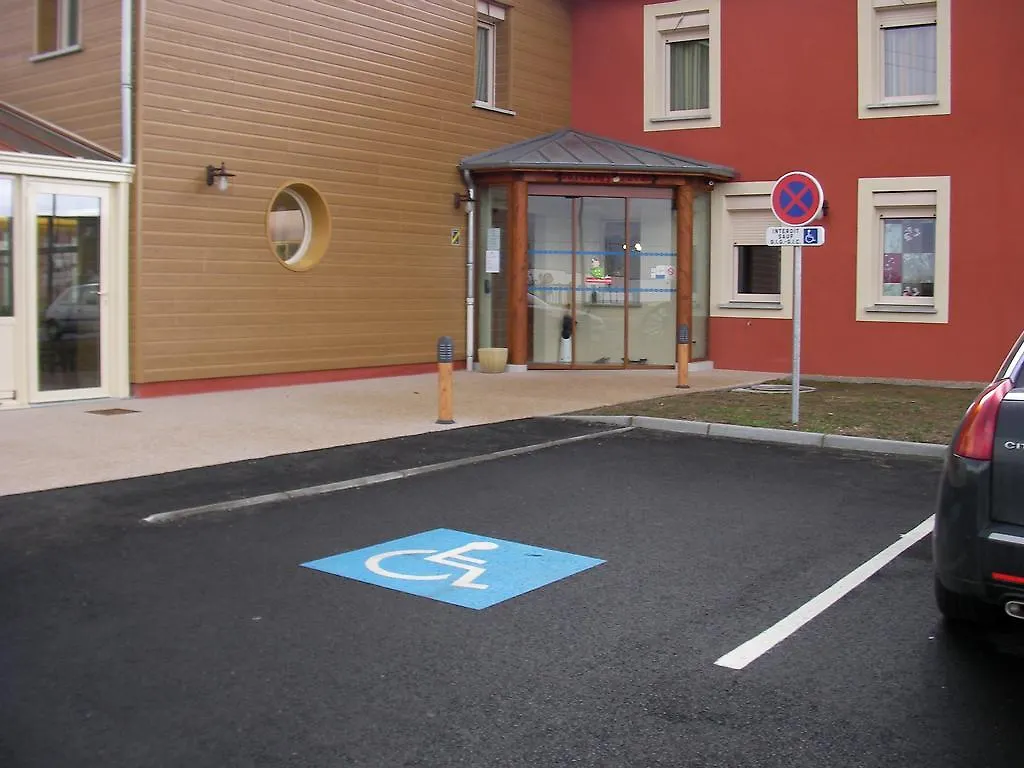 ** Hotel Les Étoiles Du Forez Savigneux  France