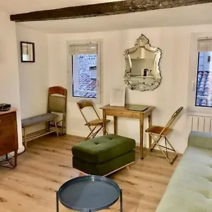 Petit Cocoon Rénové Avec Vue Sur Les Toits D'aix En Provence Appartement Aix-en-Provence