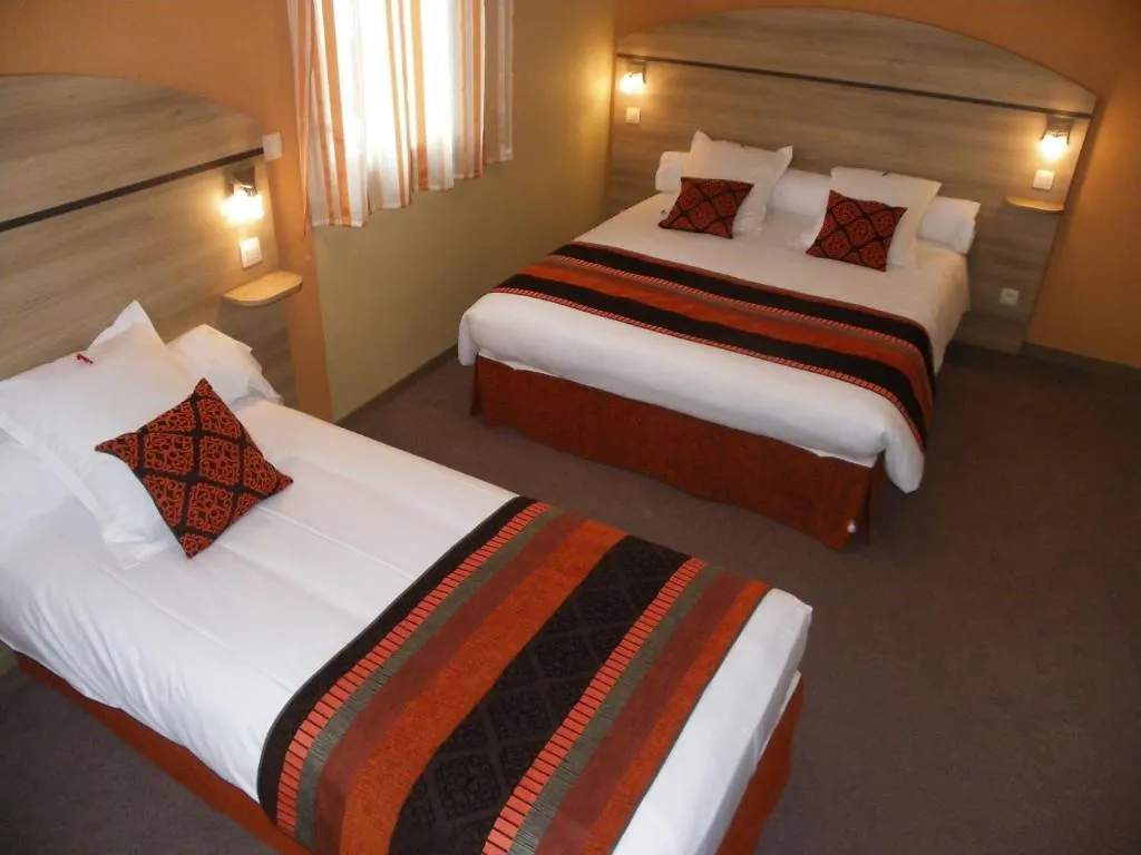 Hotel Les Etoiles Du Forez Savigneux